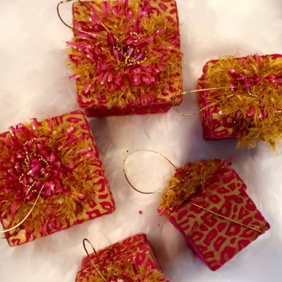 Christmas Ornaments - Picture 2 of 9